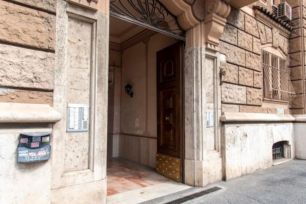 Domus Viola In San Giovanni Roma Esterno foto